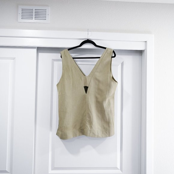 Reiss Emi Linen Blend V-Neck Sleeveless Blouse in Olive Green | Size 12 - Picture 6 of 11
